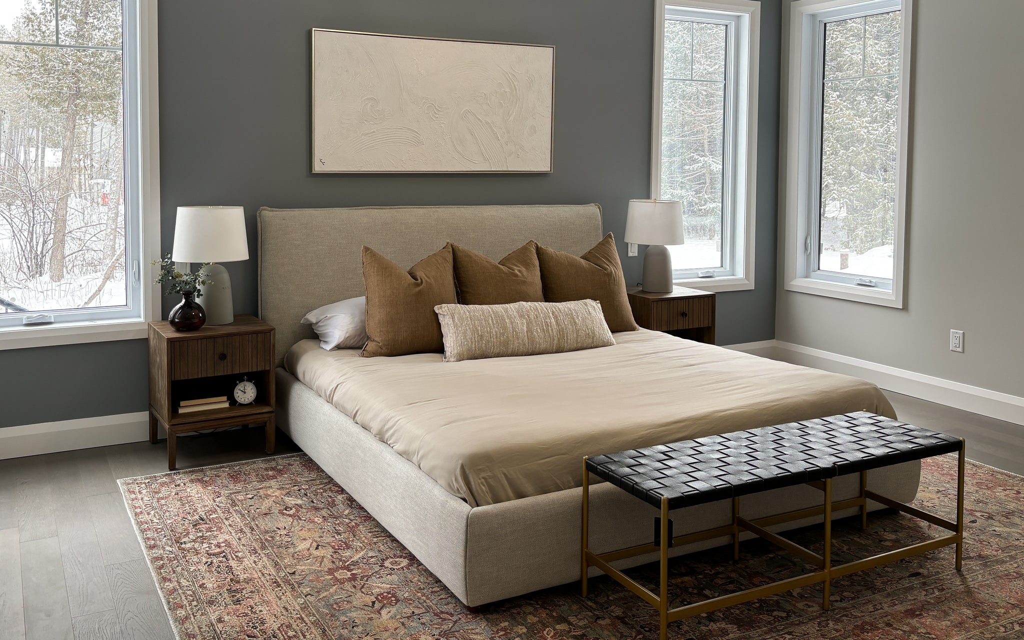 Expert Guide to Styling a Luxurious Bed - Dala Decor